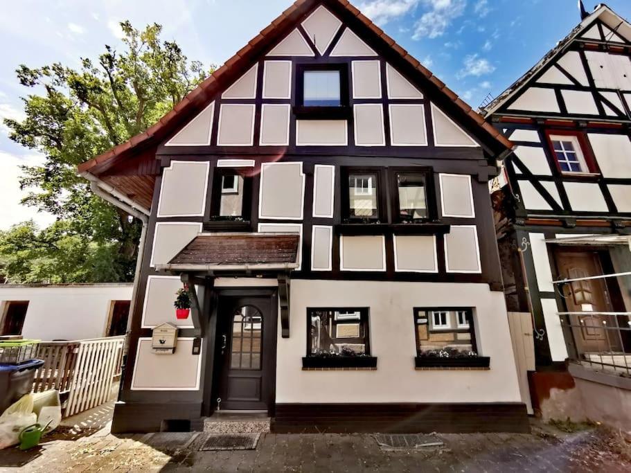 רוטנבורג אן דר פולדה Fachwerkhaus Mitten In Der Altstadt - Ferien In Rotenburg מראה חיצוני תמונה