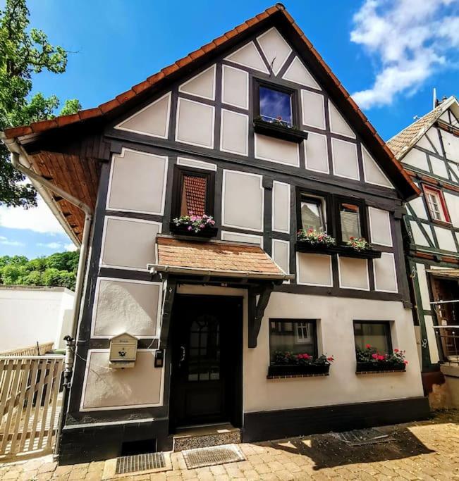 רוטנבורג אן דר פולדה Fachwerkhaus Mitten In Der Altstadt - Ferien In Rotenburg מראה חיצוני תמונה