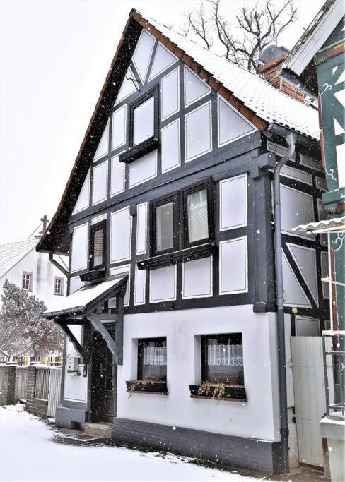 רוטנבורג אן דר פולדה Fachwerkhaus Mitten In Der Altstadt - Ferien In Rotenburg מראה חיצוני תמונה